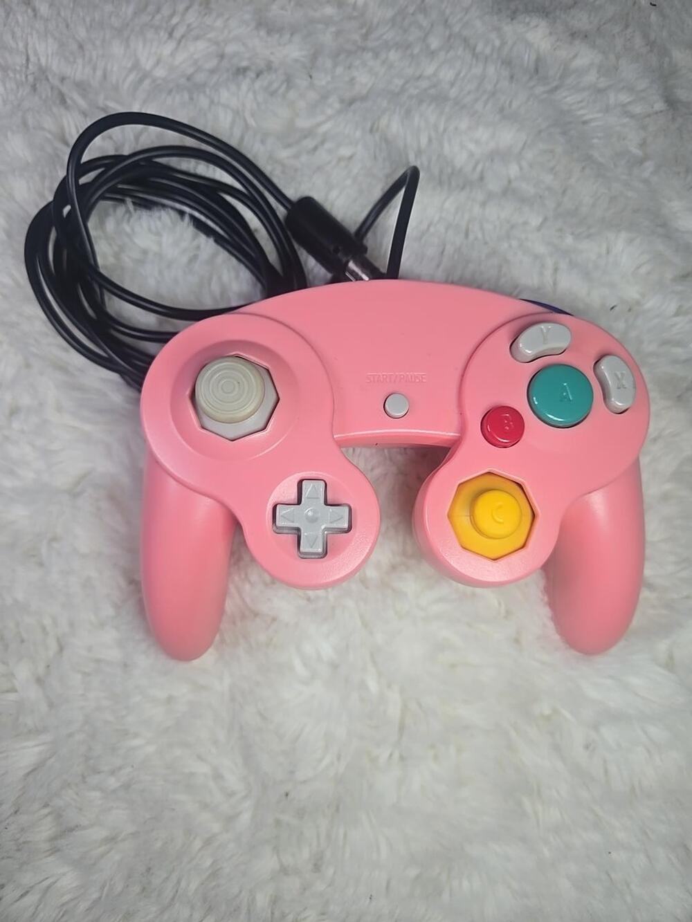 Pink Wired GameCube Controller Compatible with Nintendo GameCube & Wii Generic